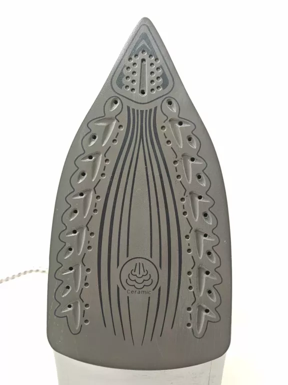 zelazko-parowe-mesko-ms-5028-moc-2600-w-stopa-ceramiczna-model-ms-5028