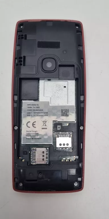 telefon-nokia-8210-ta-4185-przekatna-ekranu-000