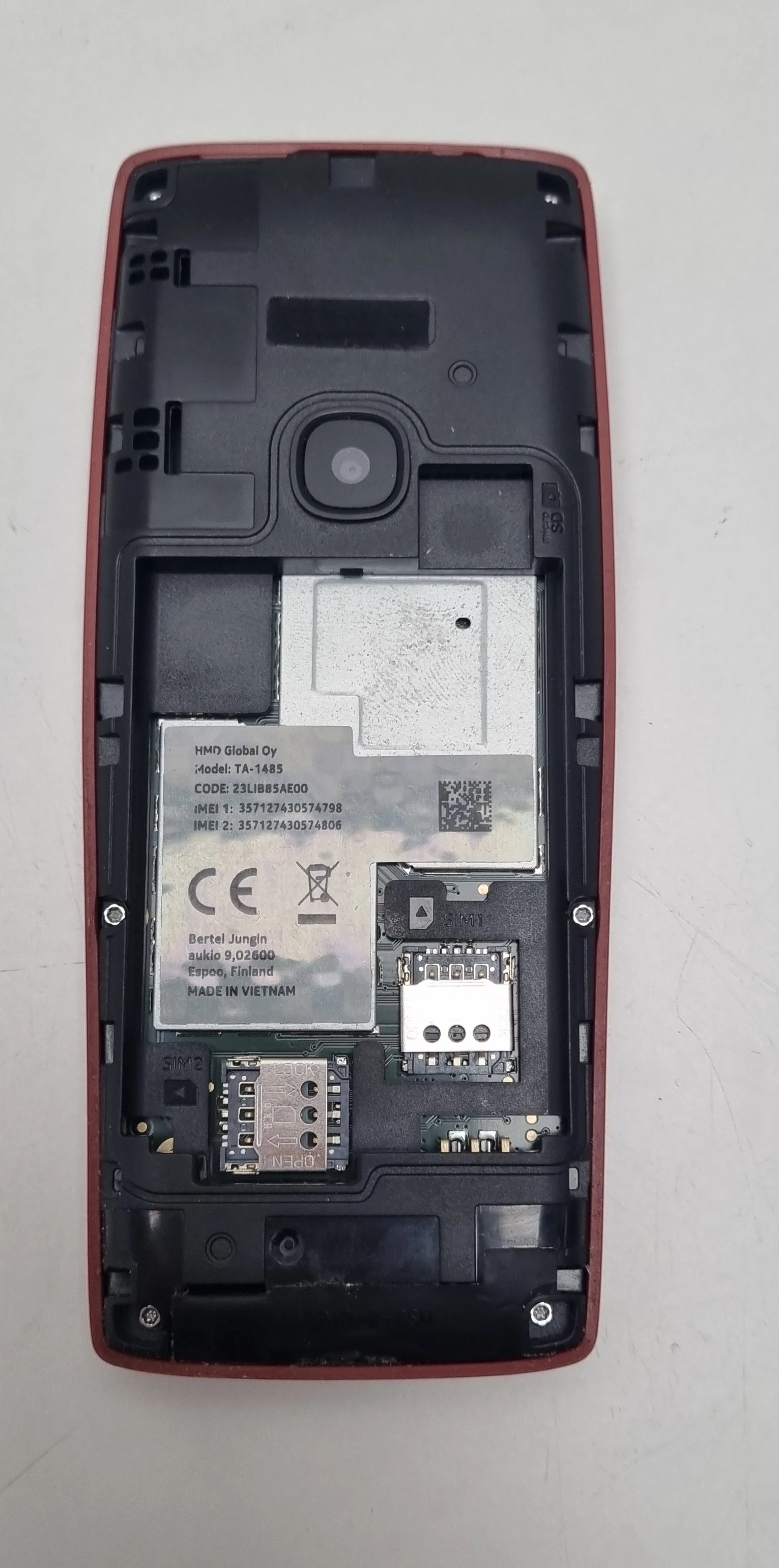 telefon-nokia-8210-ta-4185-przekatna-ekranu-000