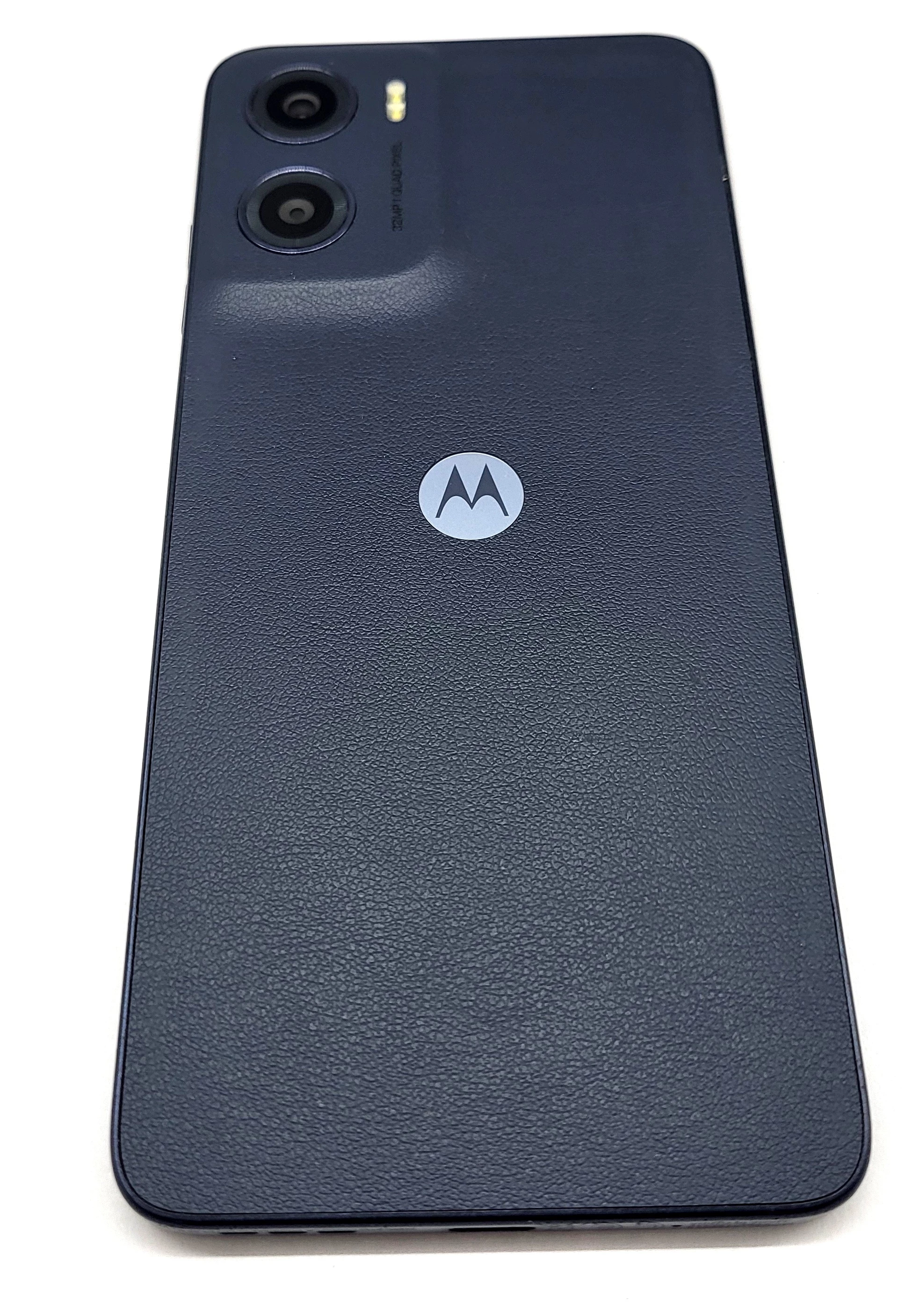 telefon-motorola-moto-e15-264gb-przekatna-ekranu-667