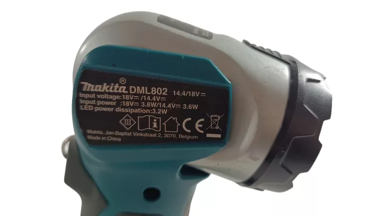 latarka-makita-dml802-stan-11323-2