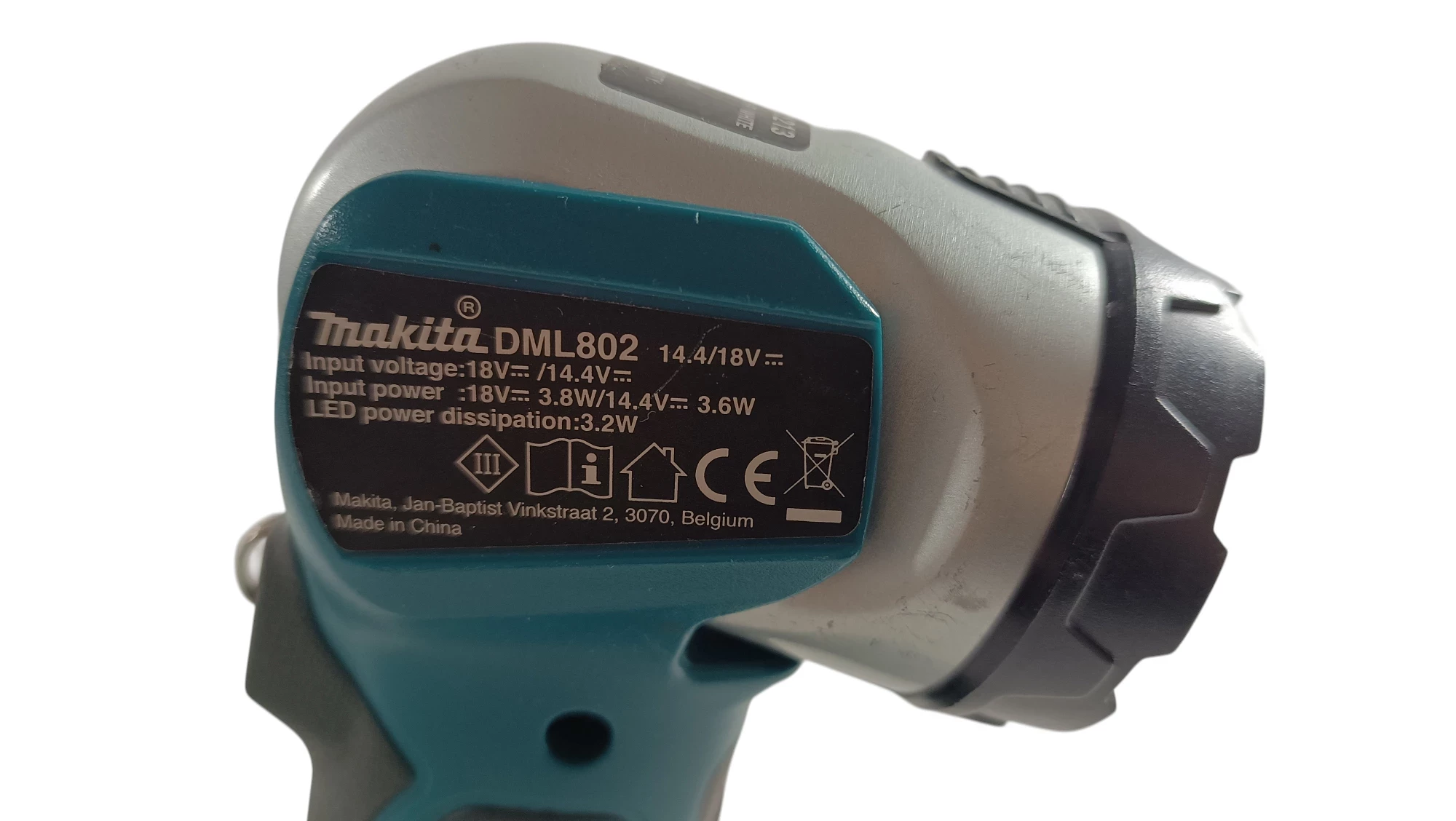 latarka-makita-dml802-stan-11323-2