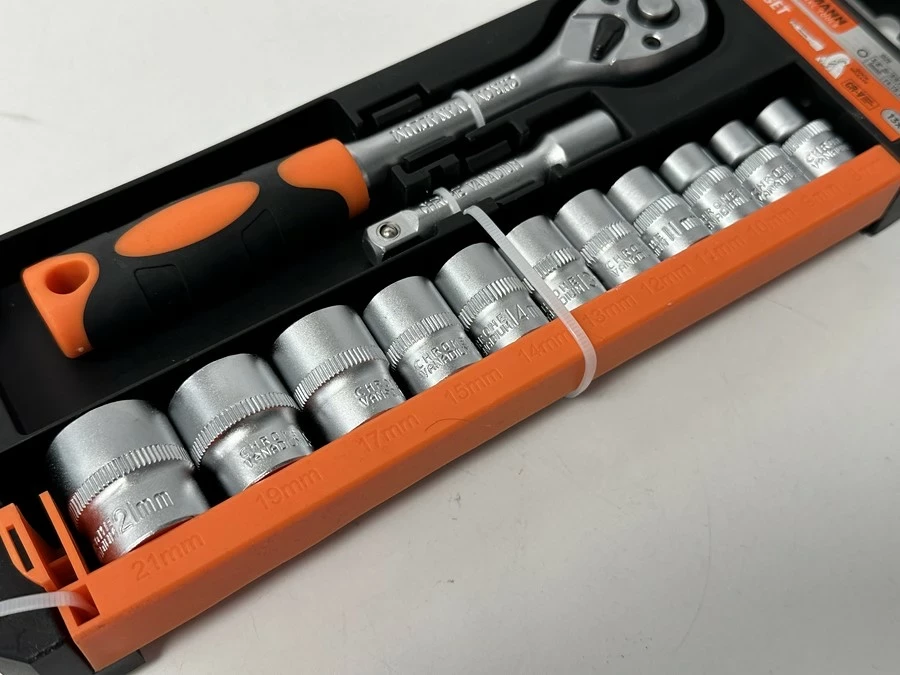 grzechotka-z-kluczami-nasadowymi-werckmann-liczba-elementow-w-zestawie-13