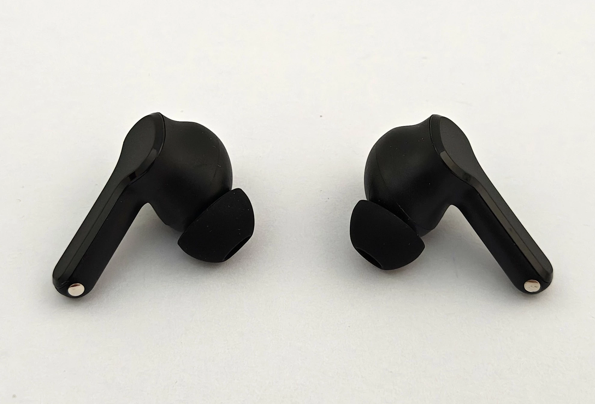 sluchawki-bezprzewodowe-douszne-realme-buds-t110-komplet-ean-gtin-9331589976181