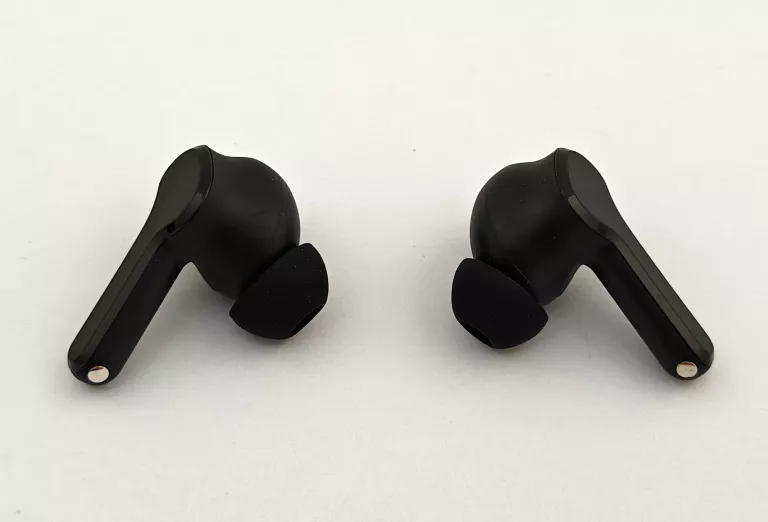 sluchawki-bezprzewodowe-douszne-realme-buds-t110-komplet-ean-gtin-9331589976181