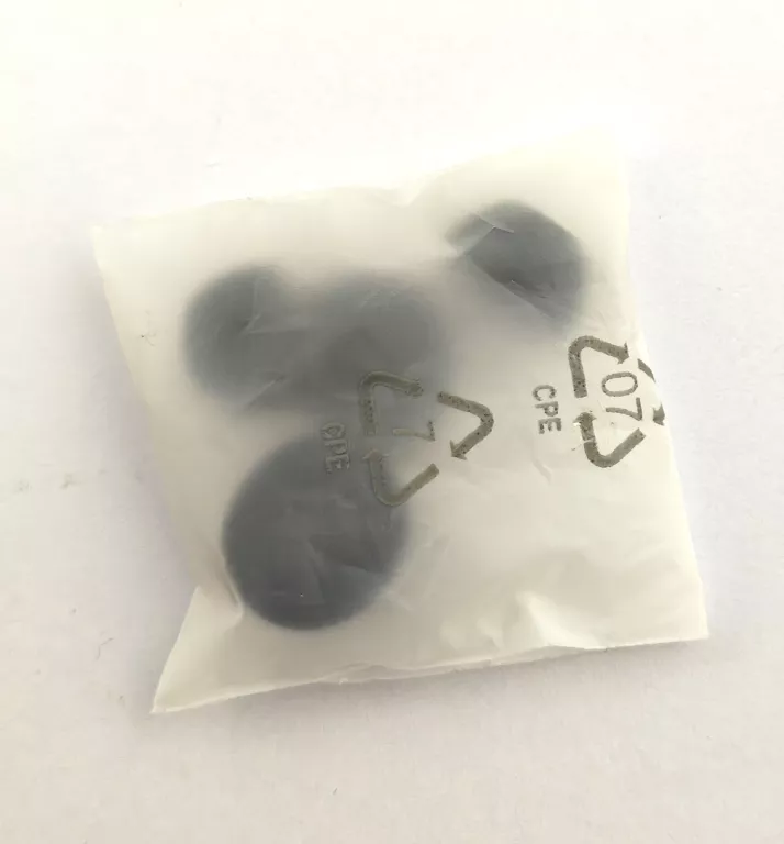 sluchawki-bezprzewodowe-douszne-realme-buds-t110-komplet-kod-producenta-realme-buds-t110-black