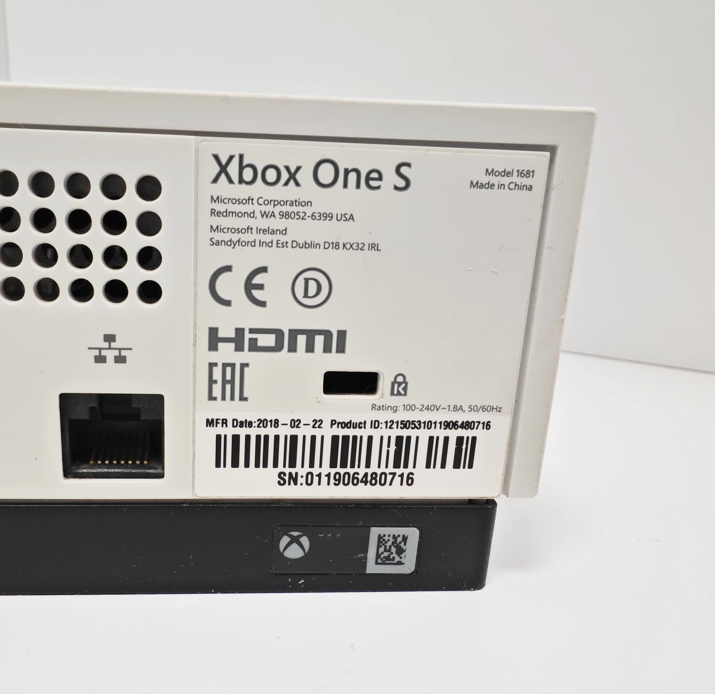 konsola-xbox-one-s-1tb-liczba-kontrolerow-w-zestawie-205994-225550