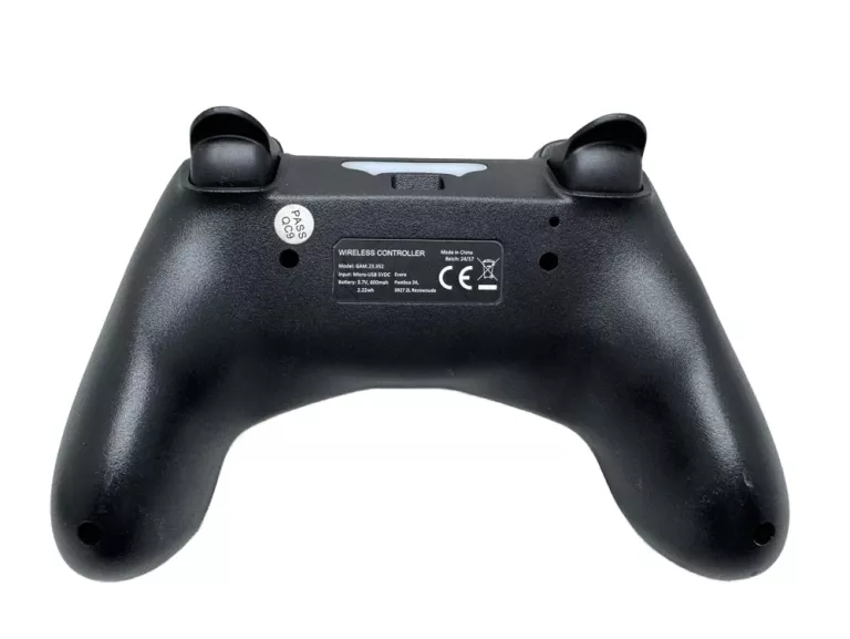 pad-bezprzewodowy-do-ps4-gam23352-ean-gtin-5902285961500