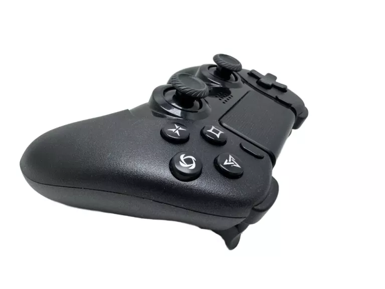 pad-bezprzewodowy-do-ps4-gam23352-stan-11323-2