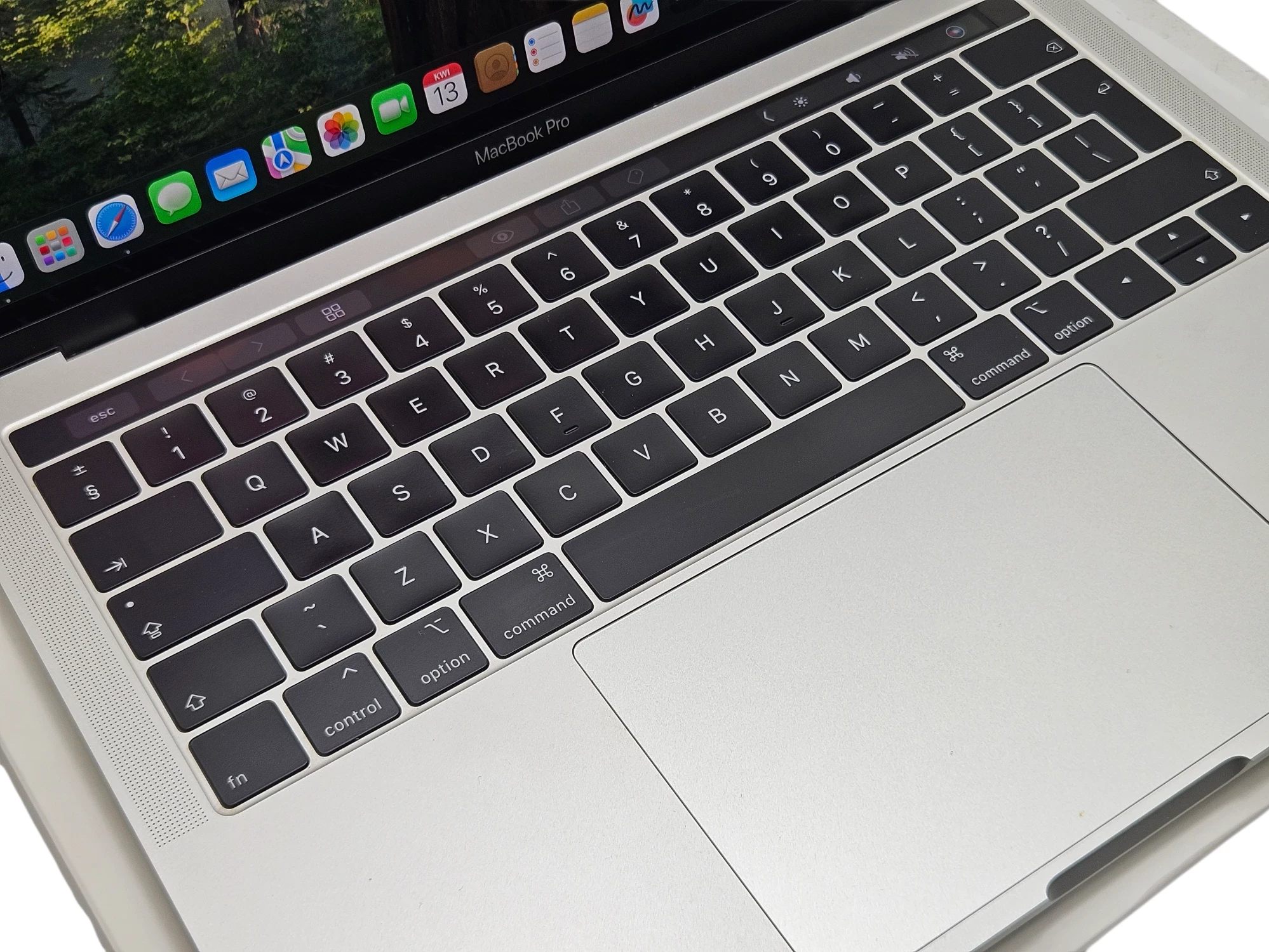 macbook-pro-13-a1989-2018-touch-bar-1tb-stan-11323-2