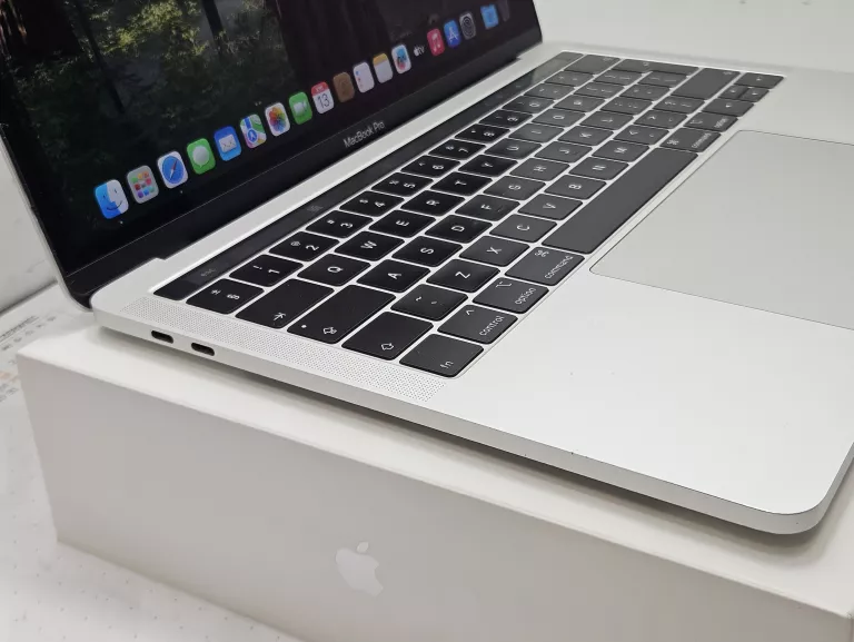 macbook-pro-13-a1989-2018-touch-bar-1tb-model-pro-13-a1989