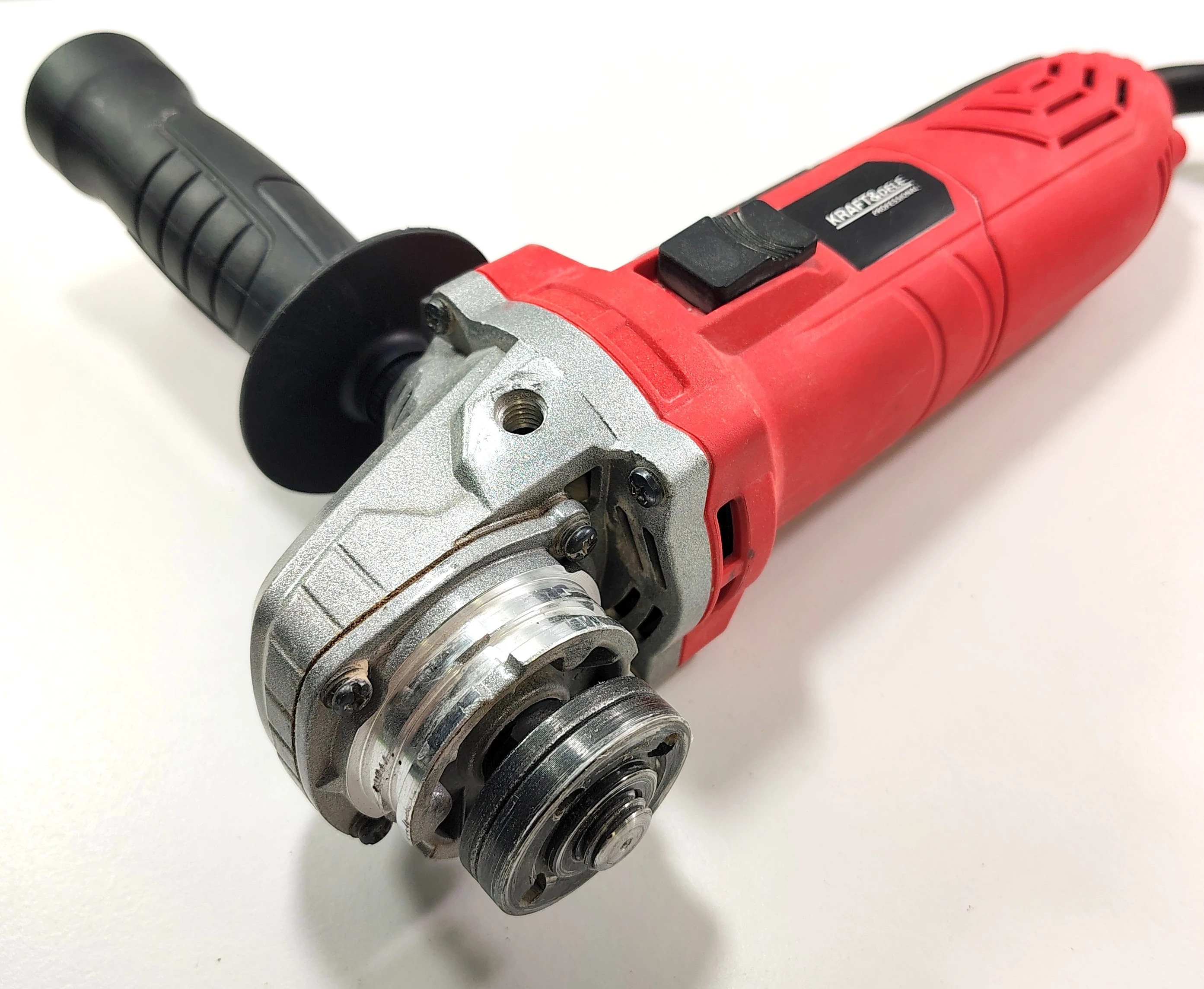 szlifierka-katowa-12000-obrmin-diax-1500w-kd3038-ean-gtin-5903957004228