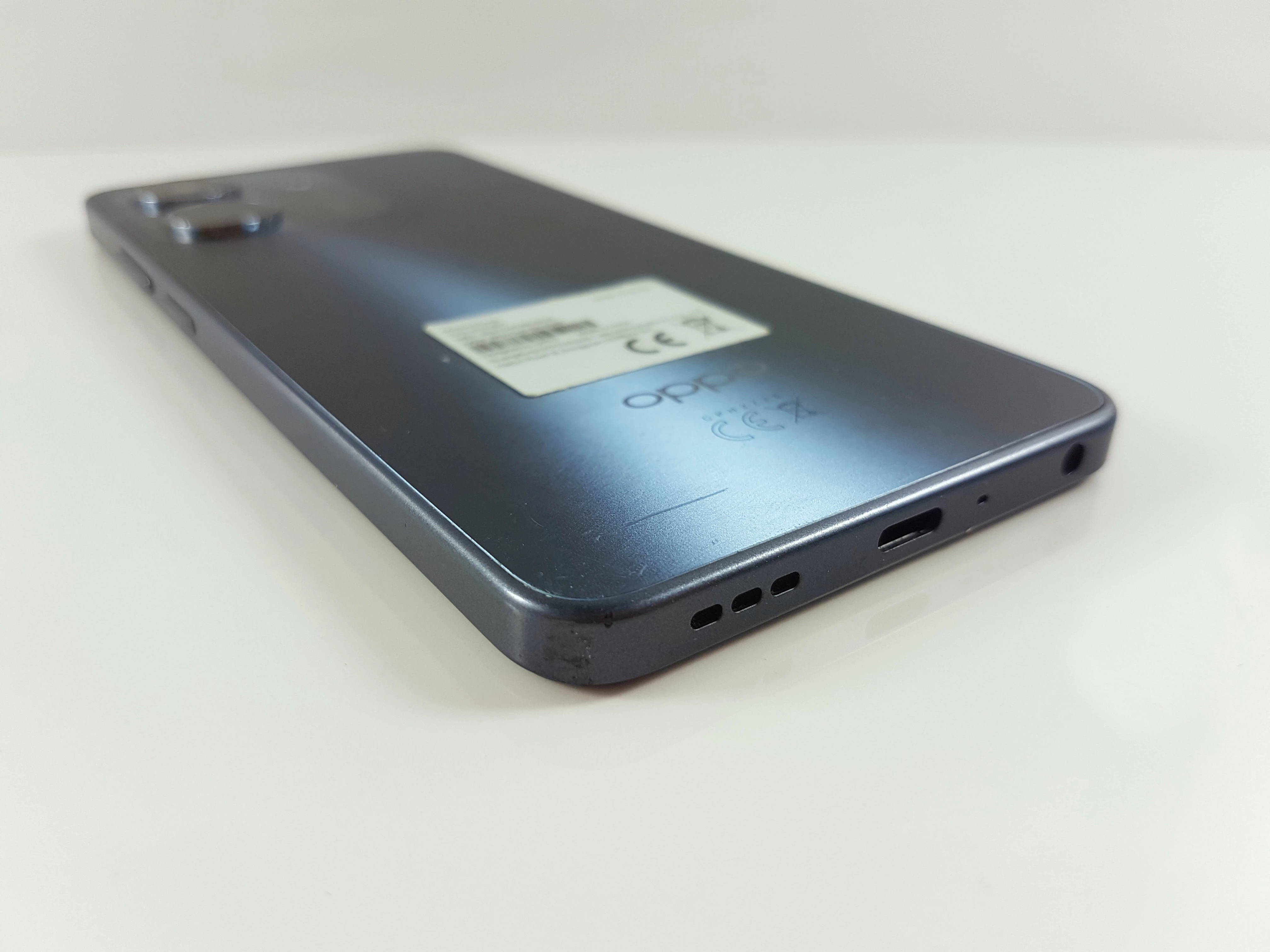 telefon-oppo-a5x-4128gb-wbudowana-pamiec-202869-214189