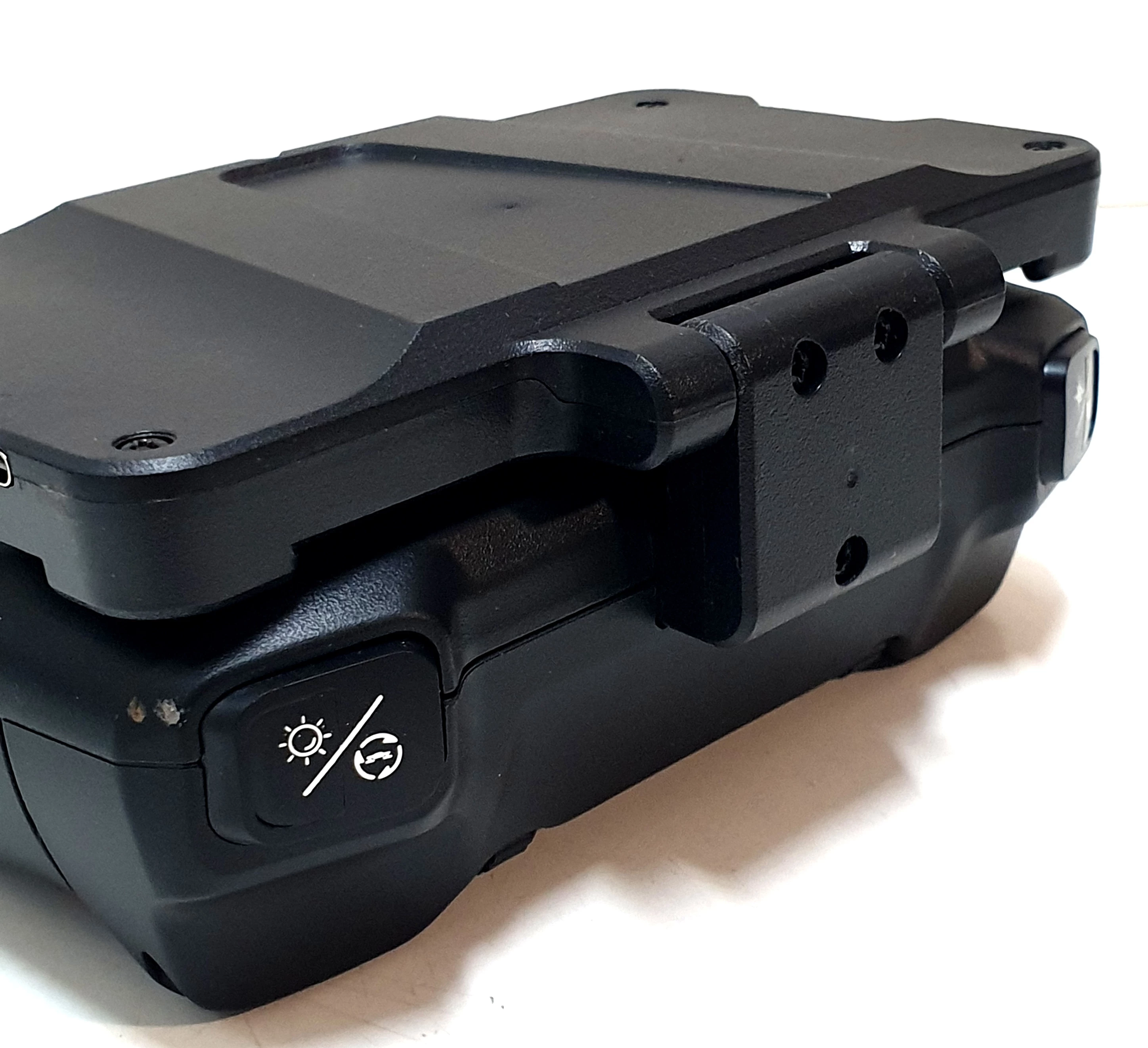 dron-m18-720-etui-material-18136-4