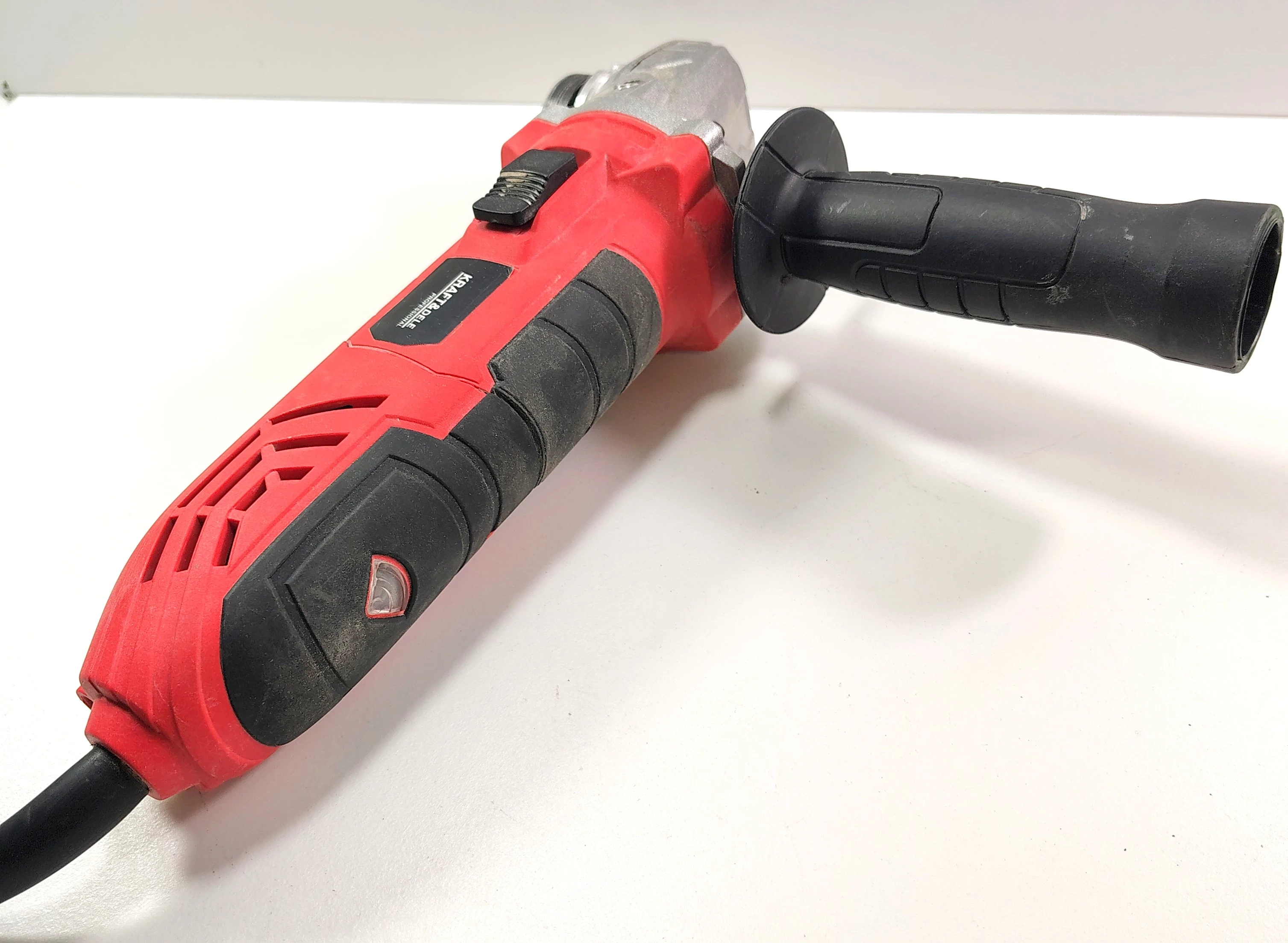 szlifierka-katowa-12000-obrmin-diax-1500w-kd3038-stan-11323-2