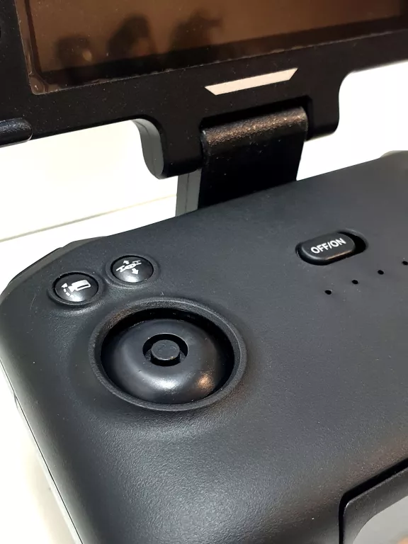 dron-m18-720-etui-wiek-dziecka-3475-100