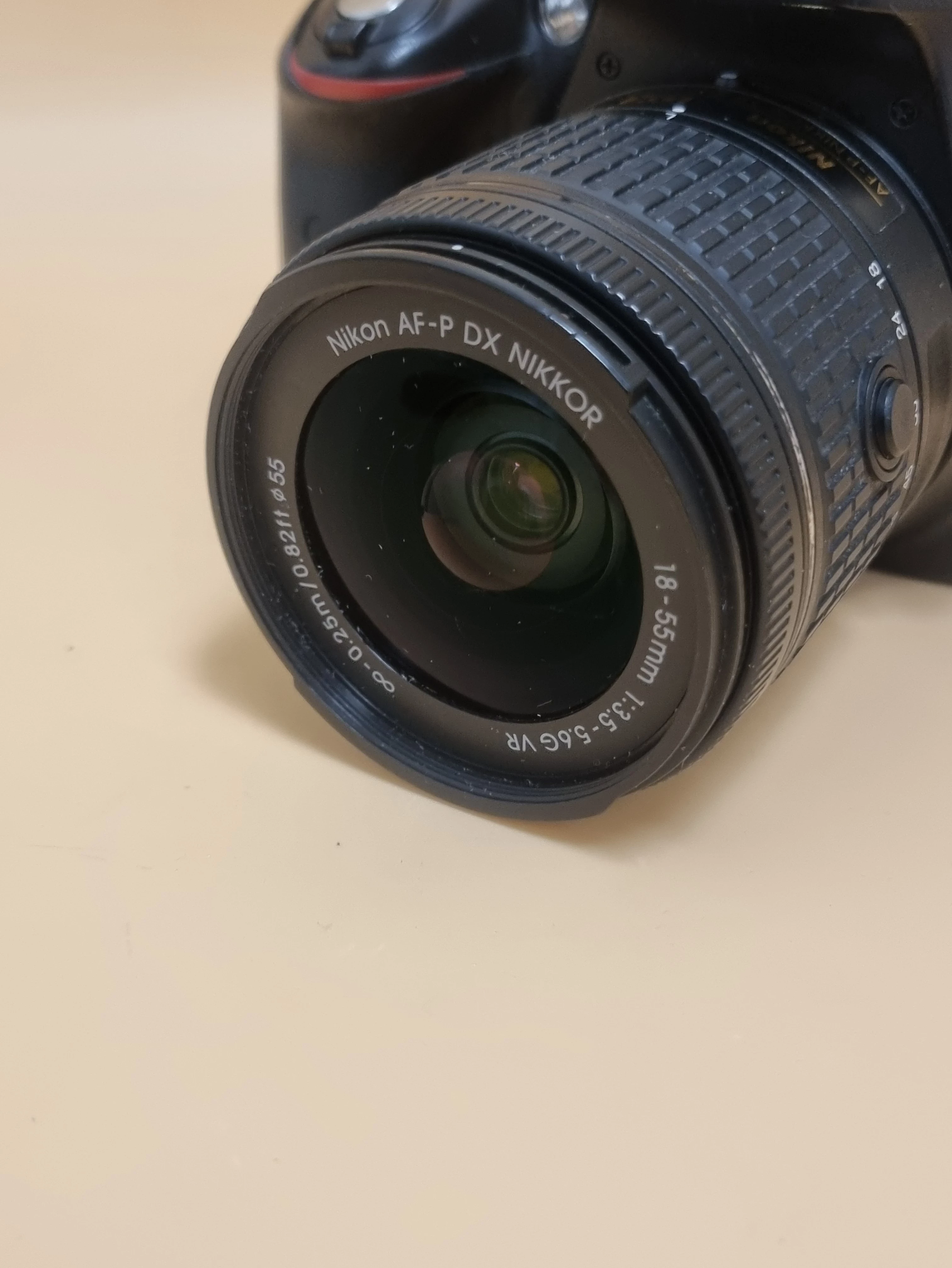 aparat-nikon-d3300-obiektyw-nikkor-18-55-mm-rozdzielczosc-2010