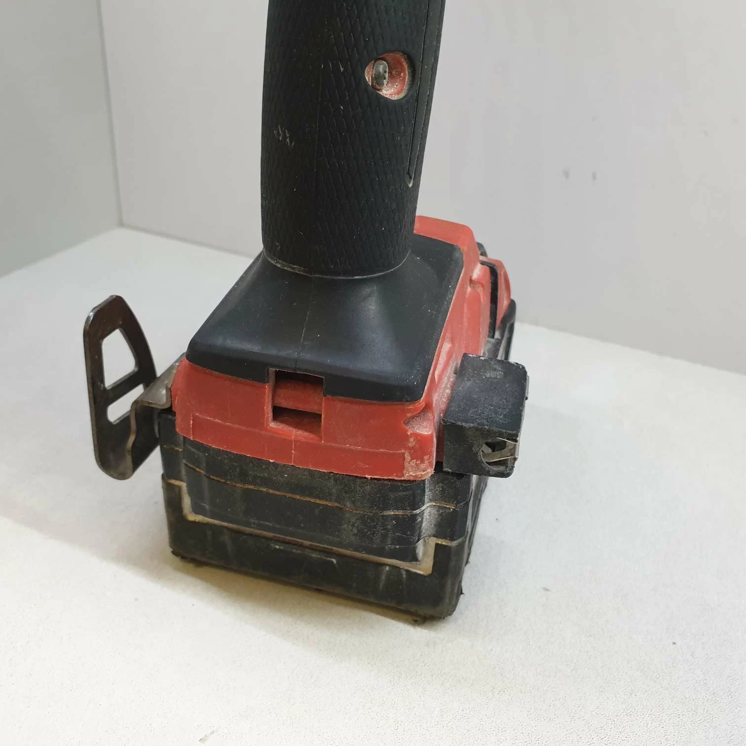 wkretarka-milwaukee-m18fdd2-18v-5ah-marka-248811-951033