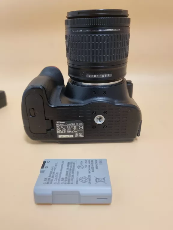 aparat-nikon-d3300-obiektyw-nikkor-18-55-mm-ean-gtin-018208946150