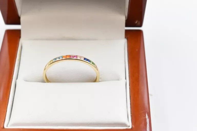 zloty-pierscionek-z-kolorowymi-kamykami-111g-pr585r21-ean-gtin-5905868206227