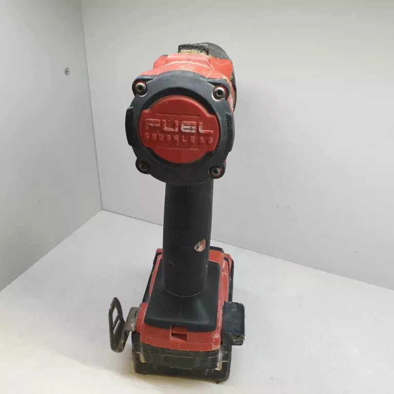 wkretarka-milwaukee-m18fdd2-18v-5ah-napiecie-v-128551-6