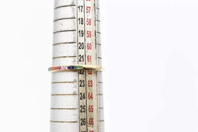 zloty-pierscionek-z-kolorowymi-kamykami-111g-pr585r21-material-15835-2