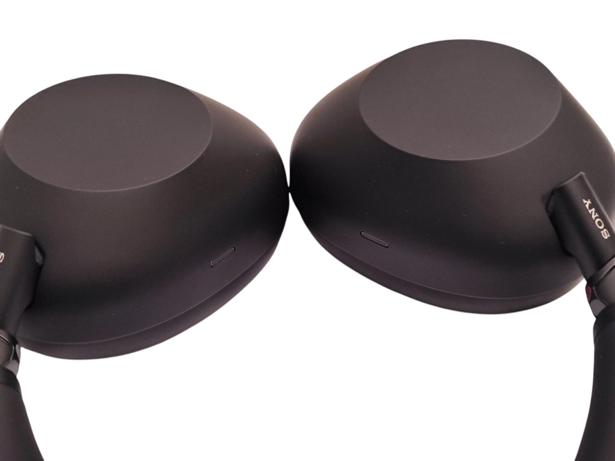 sluchawki-nauszne-bt-sony-wh-1000xm6-anc-komplet-stan-bdb-kolor-dominujacy-129357-3