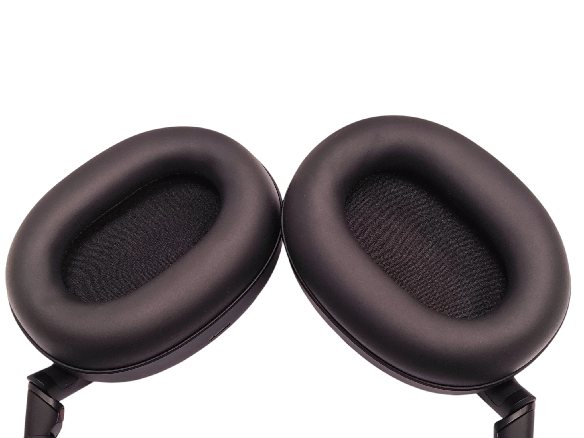 sluchawki-nauszne-bt-sony-wh-1000xm6-anc-komplet-stan-bdb-waga-produktu-z-opakowaniem-jednostkowym-0703