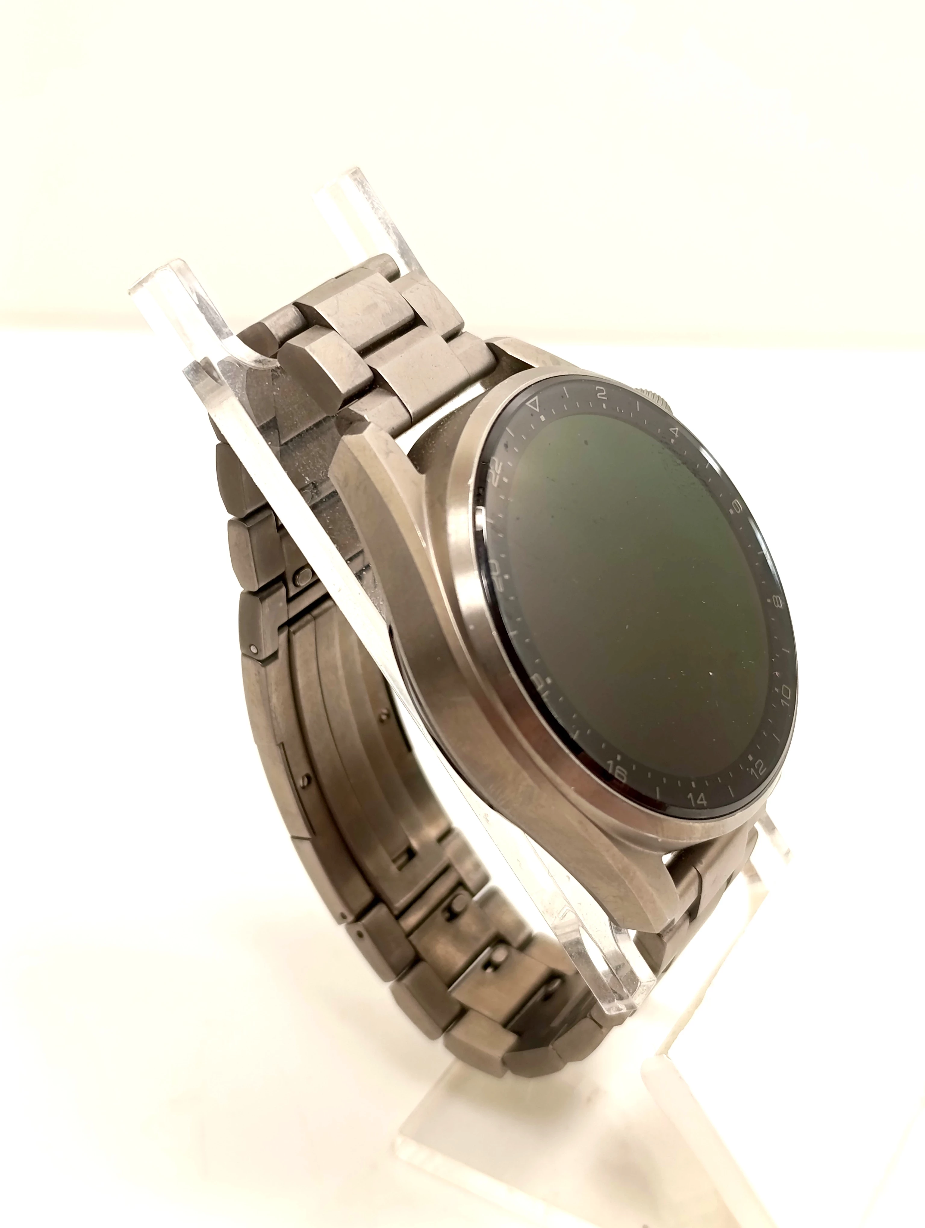 smartwatch-huawei-watch-3-pro-stan-11323-2