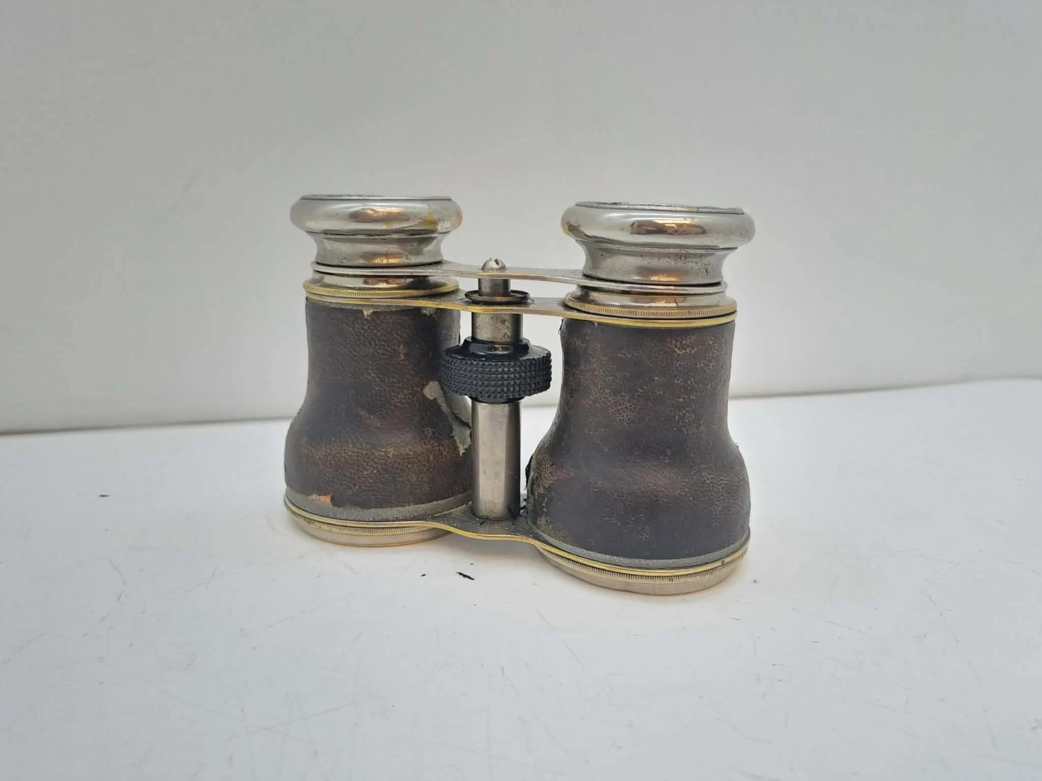 lornetka-le-jockey-club-paris-mostowa-6-augustow-balitc