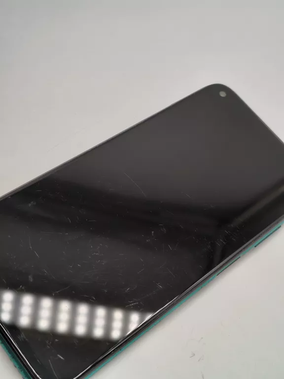 telefon-huawei-p40-lite-stan-11323-2