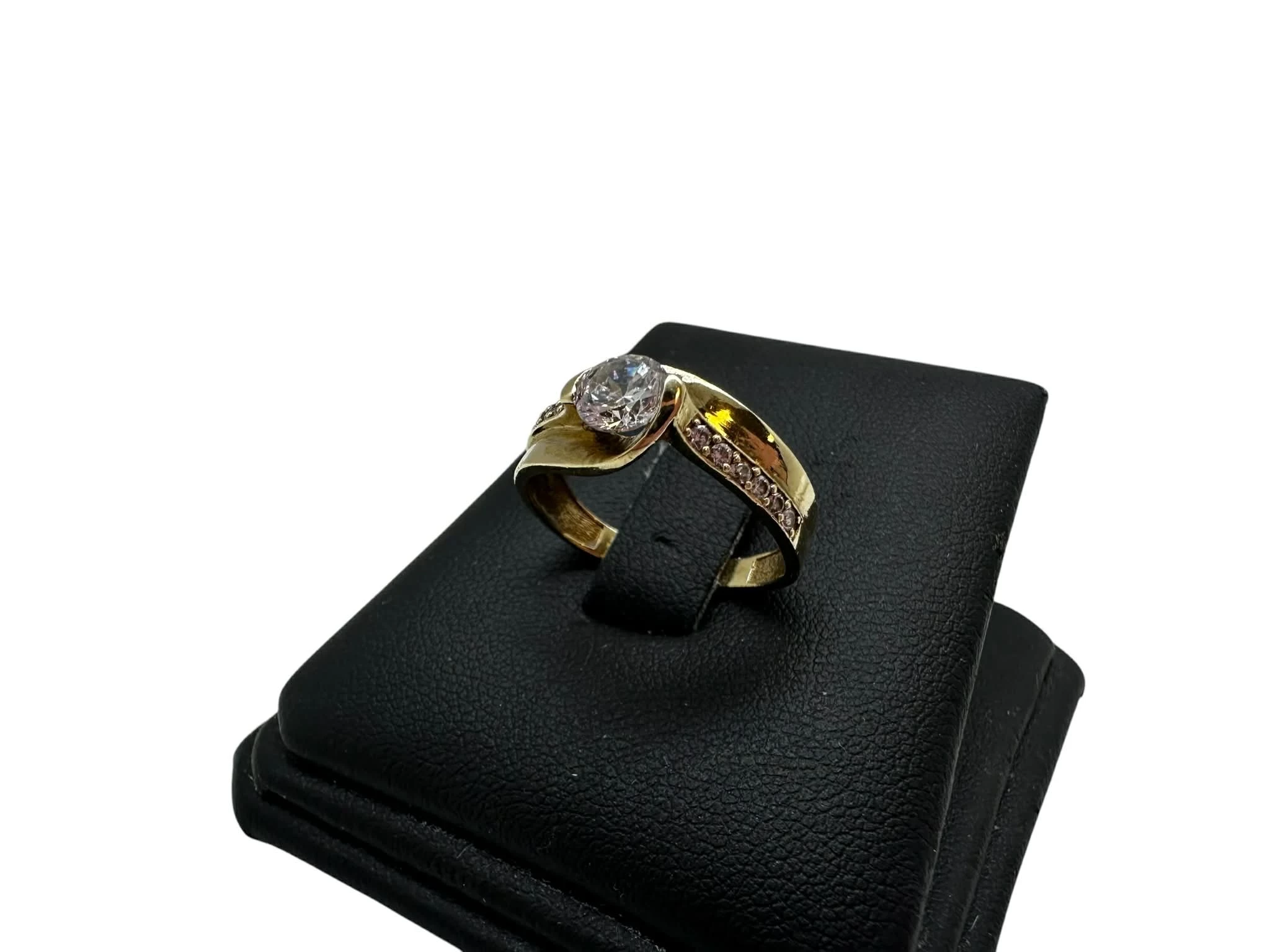 wyjatkowy-zloty-pierscionek-r15-333-250g-rodzaj-2205-2