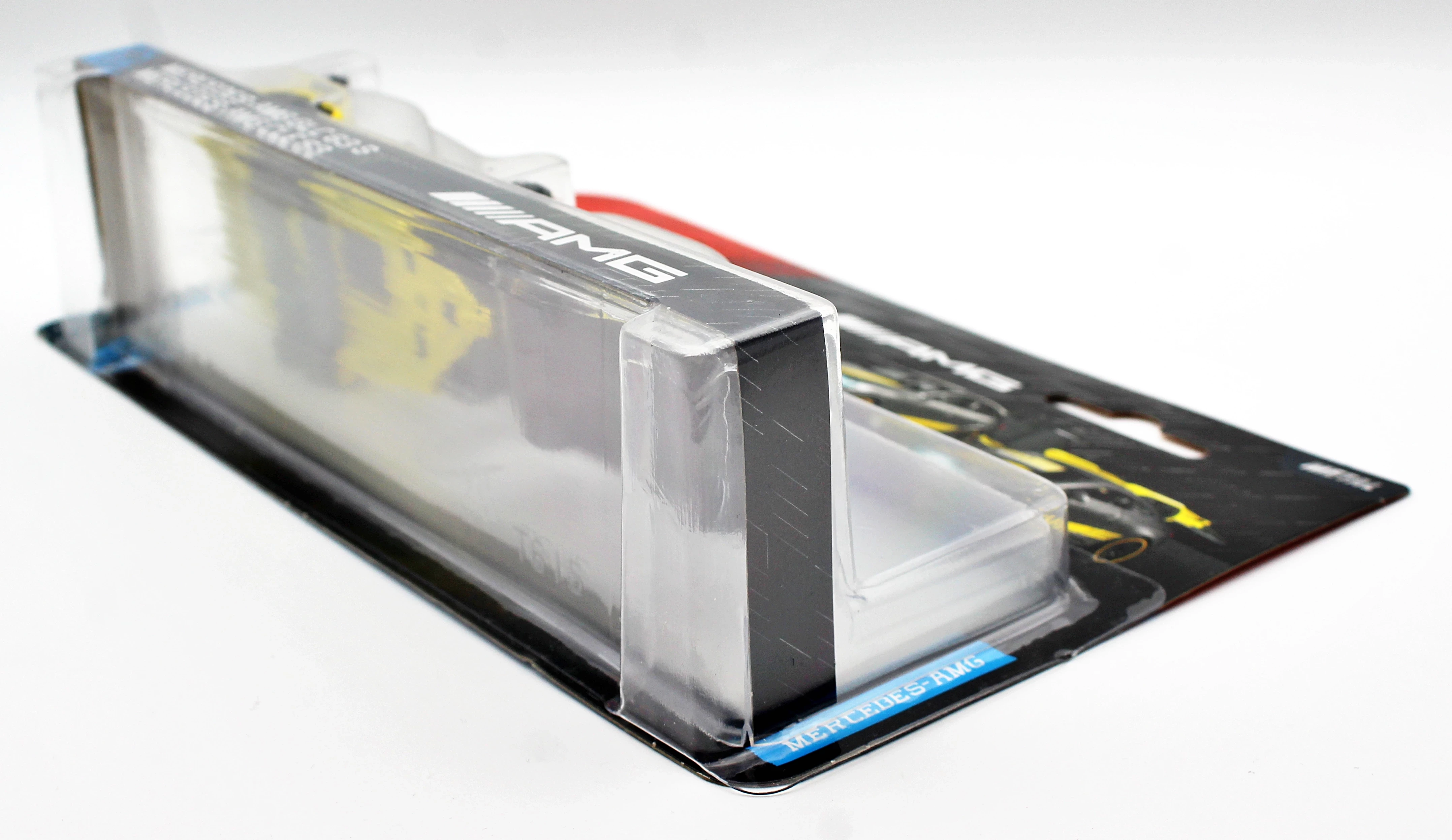 auto-metal-majorette-mercedes-amg-glc-63-s-mercedes-amg-cle-53-plec-127789-1