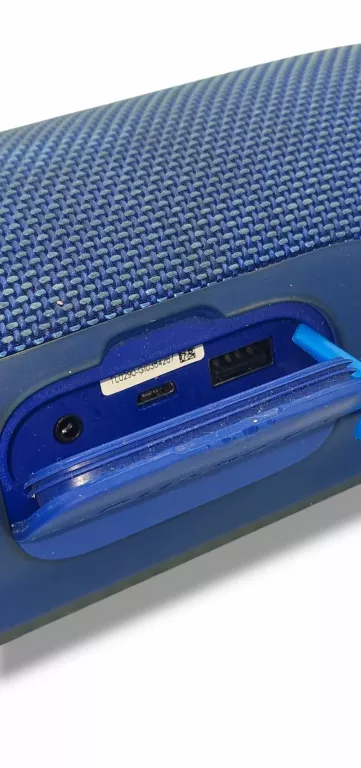 glosnik-bezprzewodowy-jbl-charge-3-bez-akcesoriow-model-250442-1921101