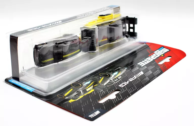 auto-metal-majorette-mercedes-amg-glc-63-s-mercedes-amg-cle-53-bohater-bajka-127768-72