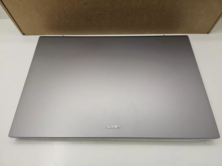 laptop-acer-extensa-15-156-intel-core-i5-16-gb-512-gb-przekatna-ekranu-1560
