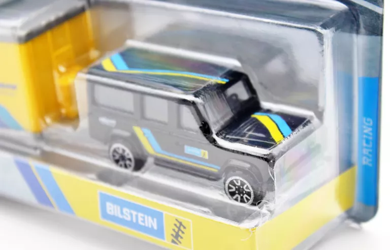 auto-metel-majorette-land-rover-defender-110-toyota-gr-supra-bilstein-marka-248811-1952477