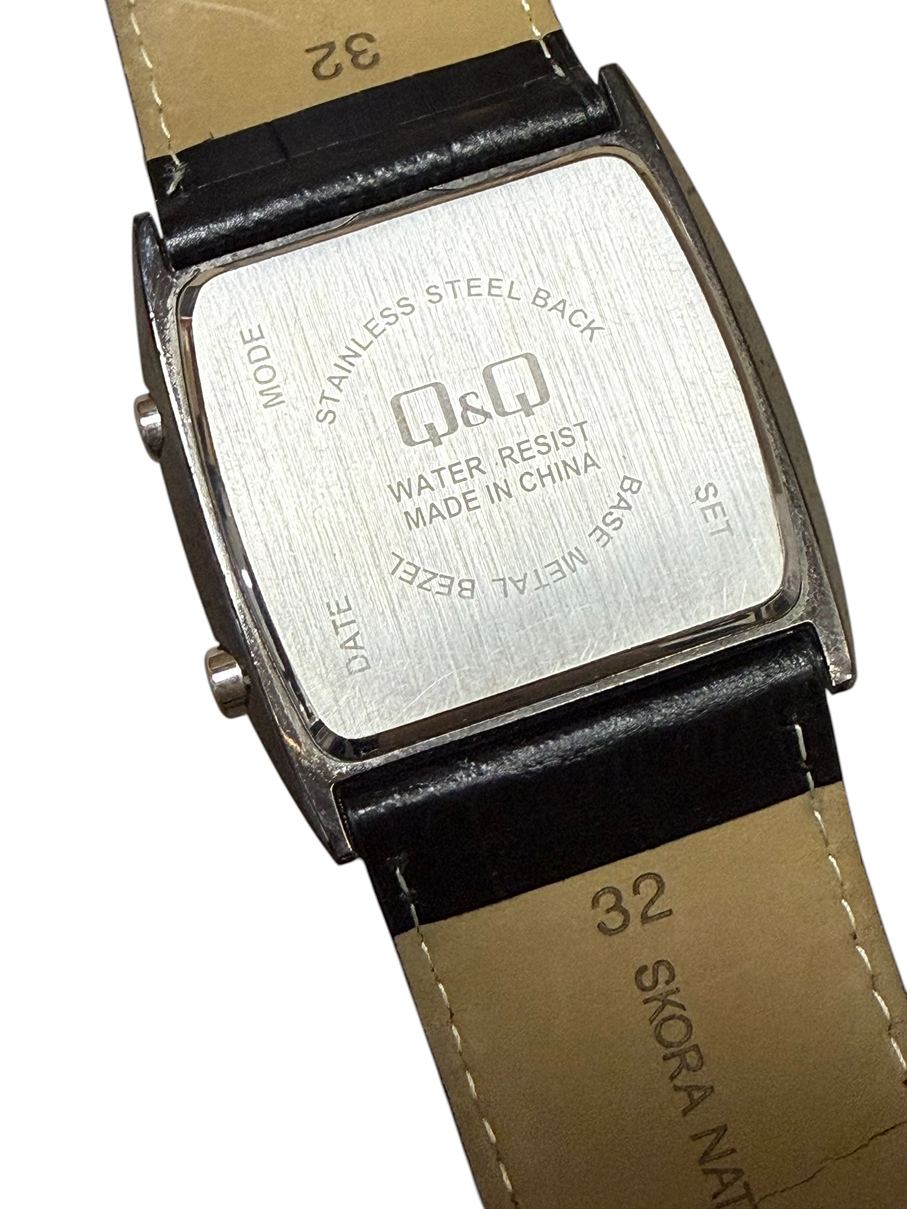 zegarek-meski-qq-m101-341-led-watch-ksztalt-koperty-129223-1778595