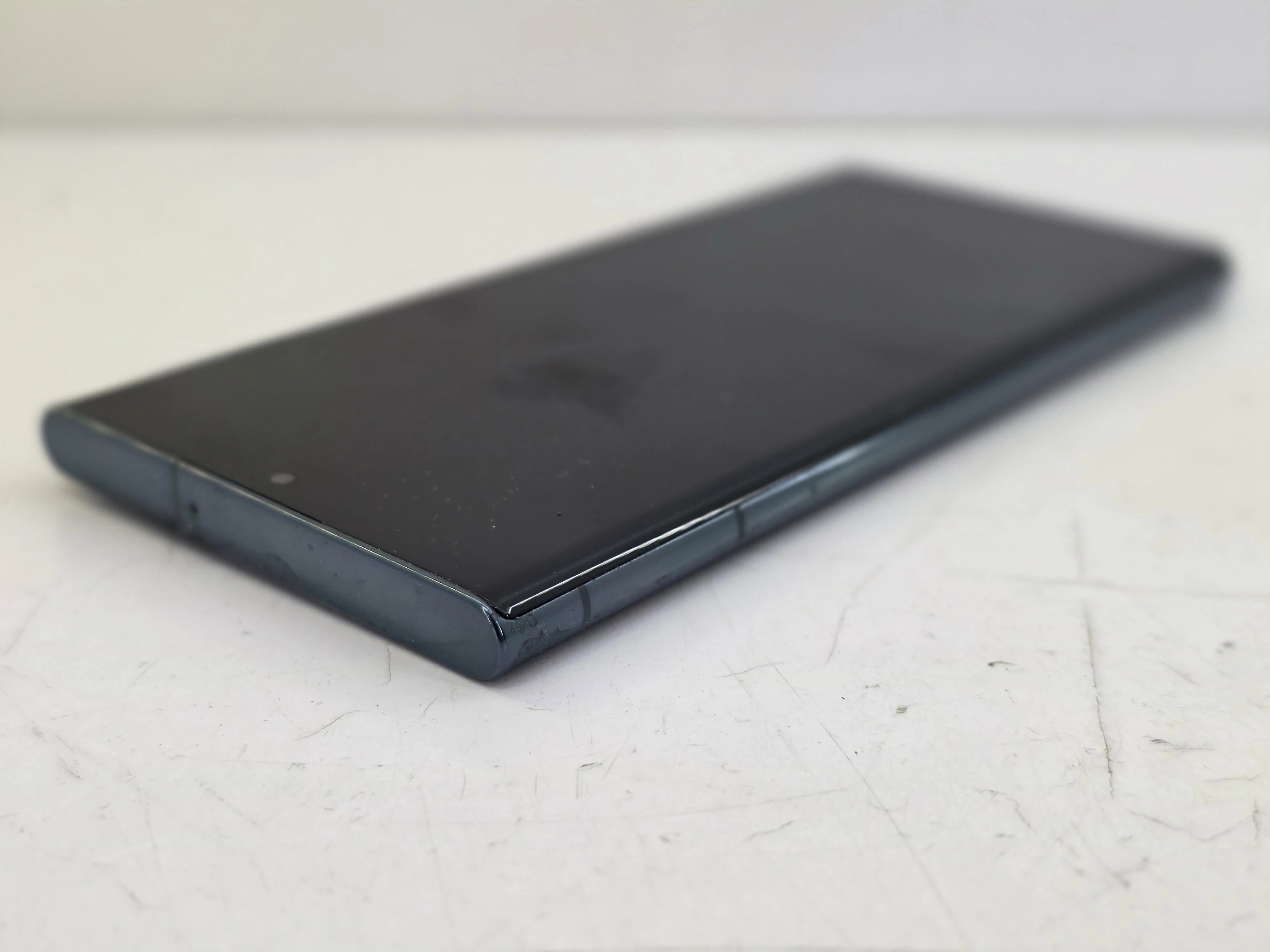 telefon-samsung-galaxy-s22-ultra-12256-gb-ds-pudelko-przekatna-ekranu-680