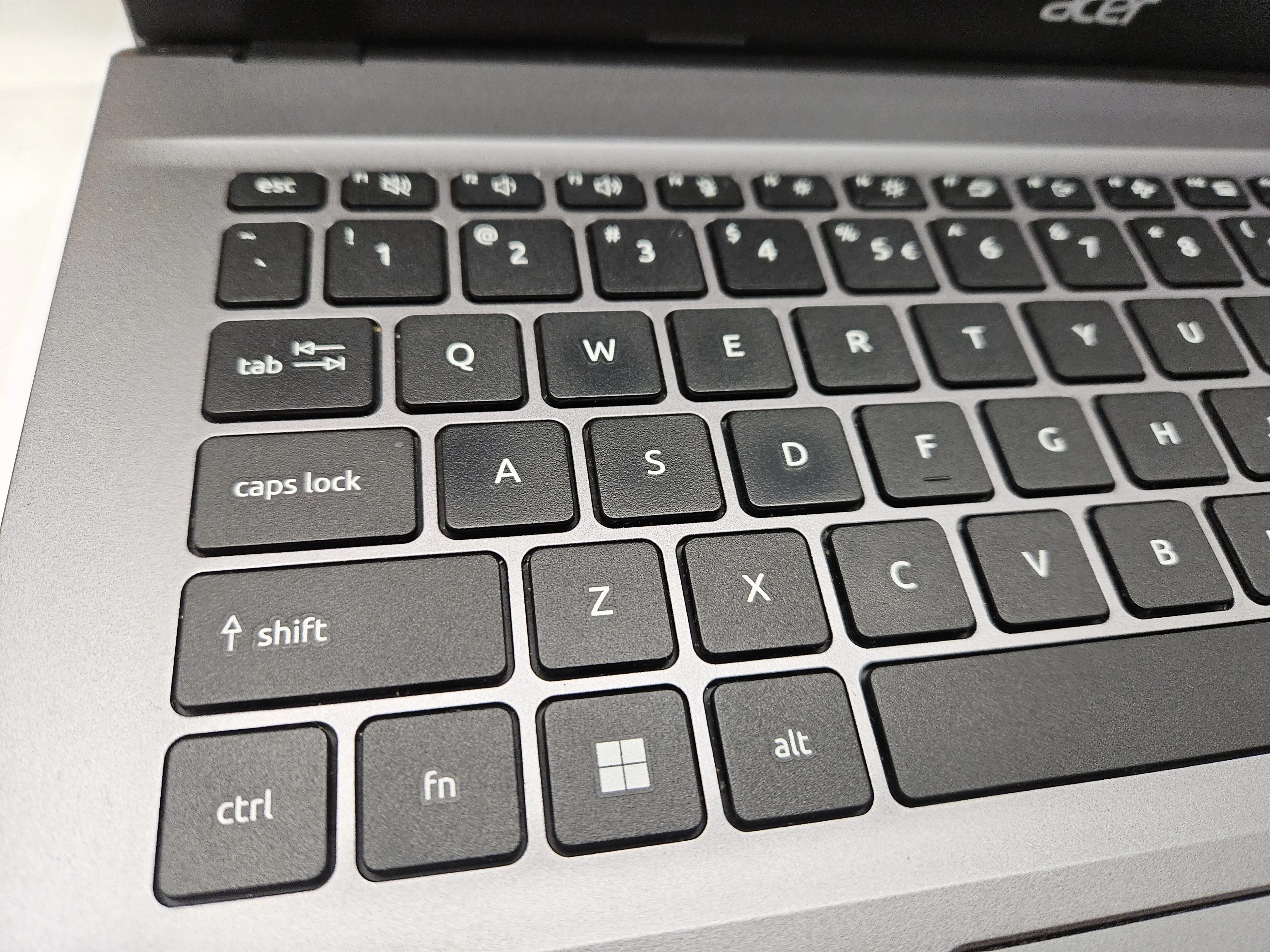 laptop-acer-extensa-15-156-intel-core-i5-16-gb-512-gb-pojemnosc-dysku-512