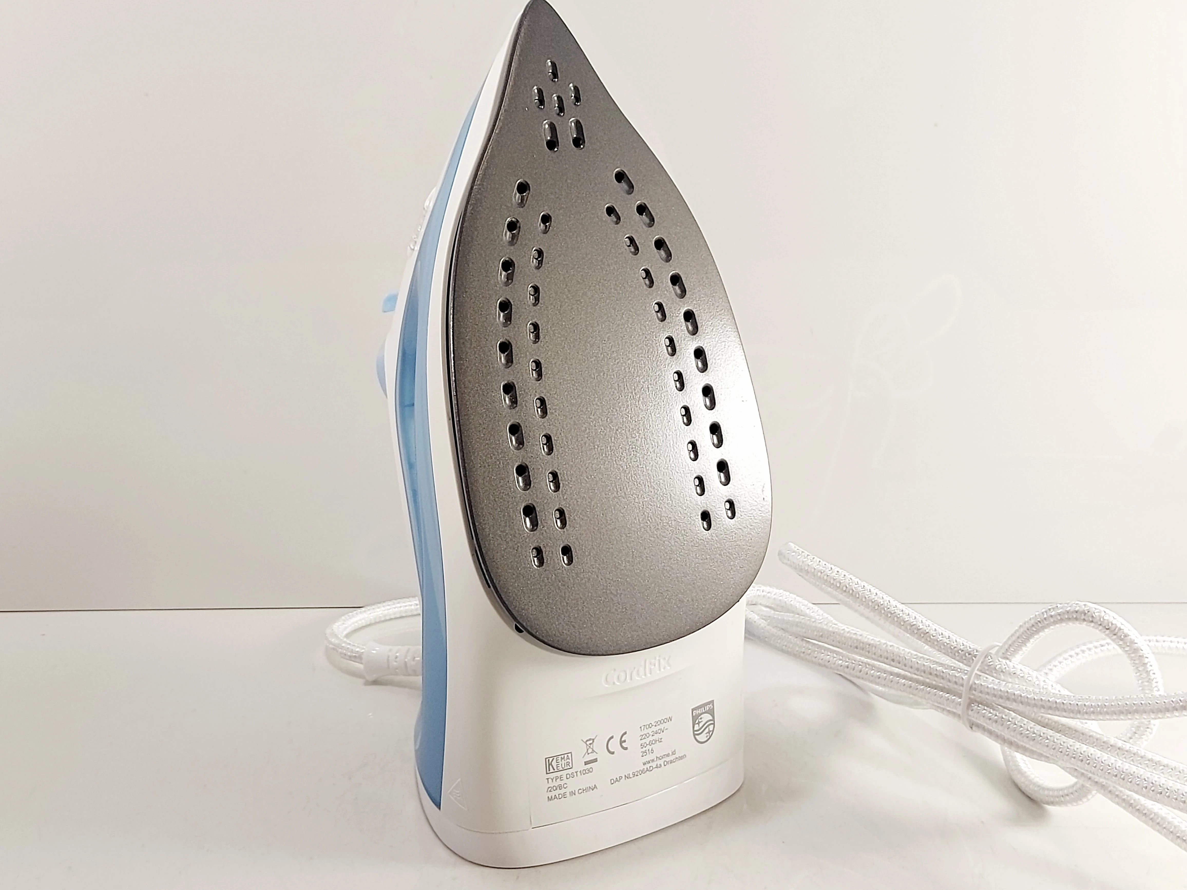 zelazko-parowe-philips-dst103020-2000w-1000-series-kolor-dominujacy-129357-2