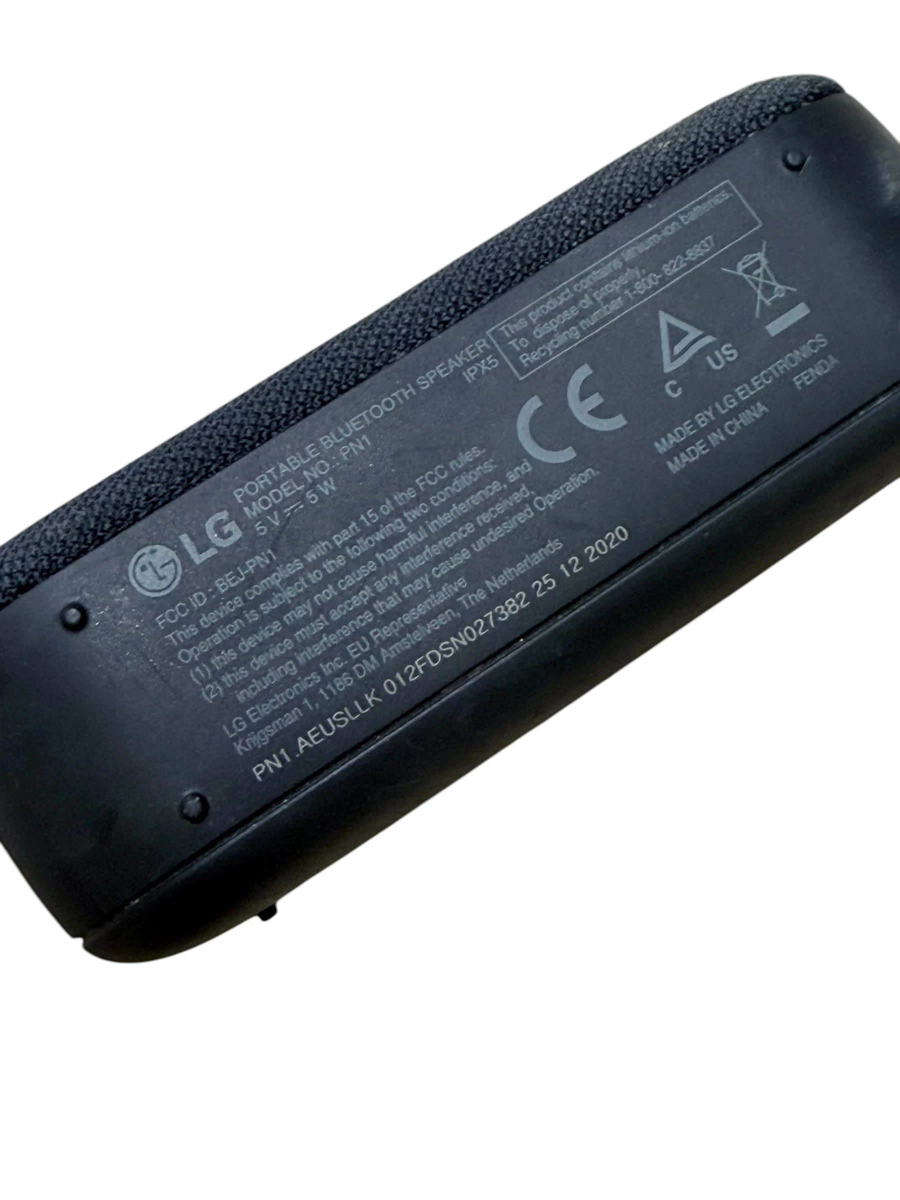 glosnik-bezprzewodowy-lg-xboom-go-pn1-stan-11323-2