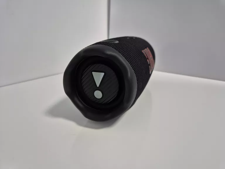 glosnik-jbl-charge-6-z-gwar-moc-4500