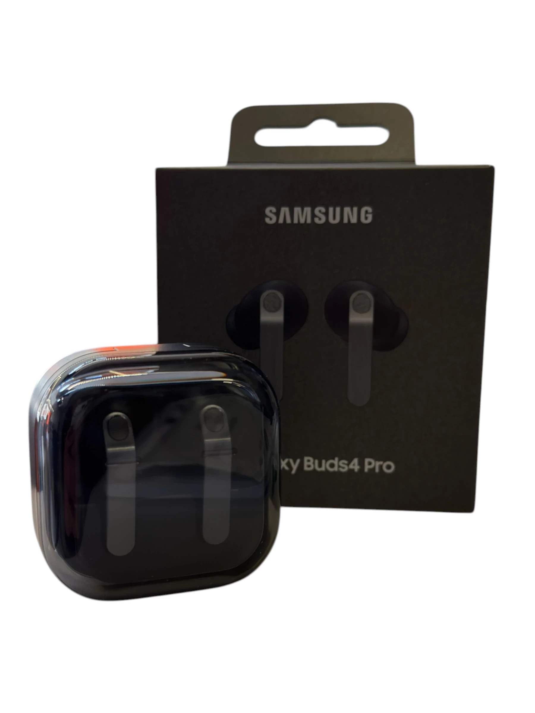 sluchawki-samsung-galaxy-buds-4-pro-sm-r640-3-maja-12-przemysl-tsc2-sj