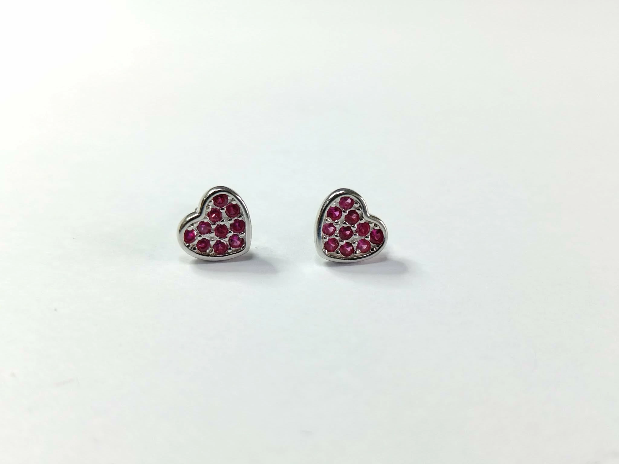 urocze-minimalistyczne-srebrne-kolczyki-serduszka-srebro-925-100-g-material-15835-4