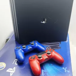 KONSOLA SONY PS4 PRO + 2 PADY KONTROLERY KOMPLET