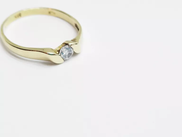 wyrob-jubilerski-uzywany-pierscionek-585-material-15835-2