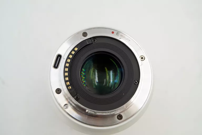 obiektyw-sirui-16mm-f12-sony-e-mount-komplet-kod-producenta-16as12e-w
