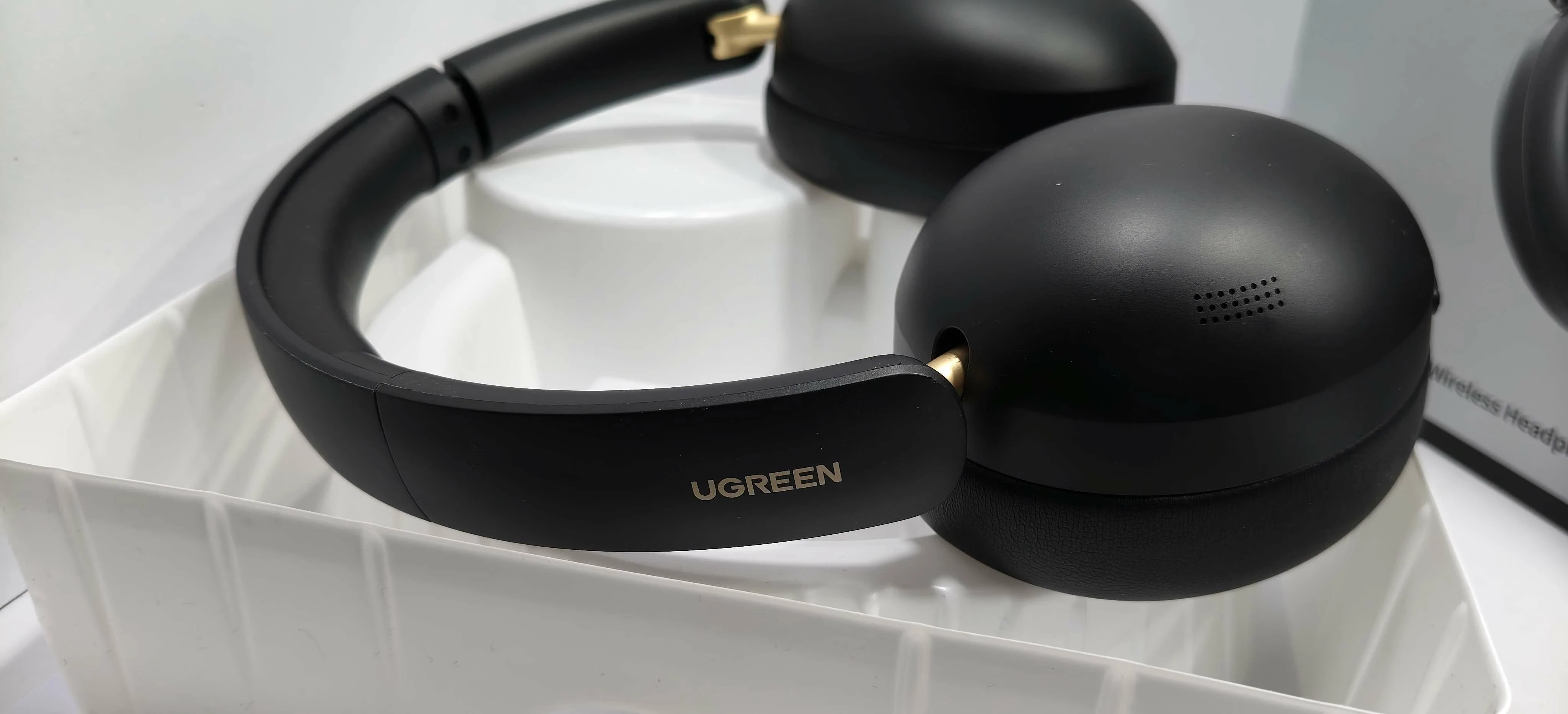 sluchawki-ugreen-studio-max2-wireless-headphones-bielska-45-plock