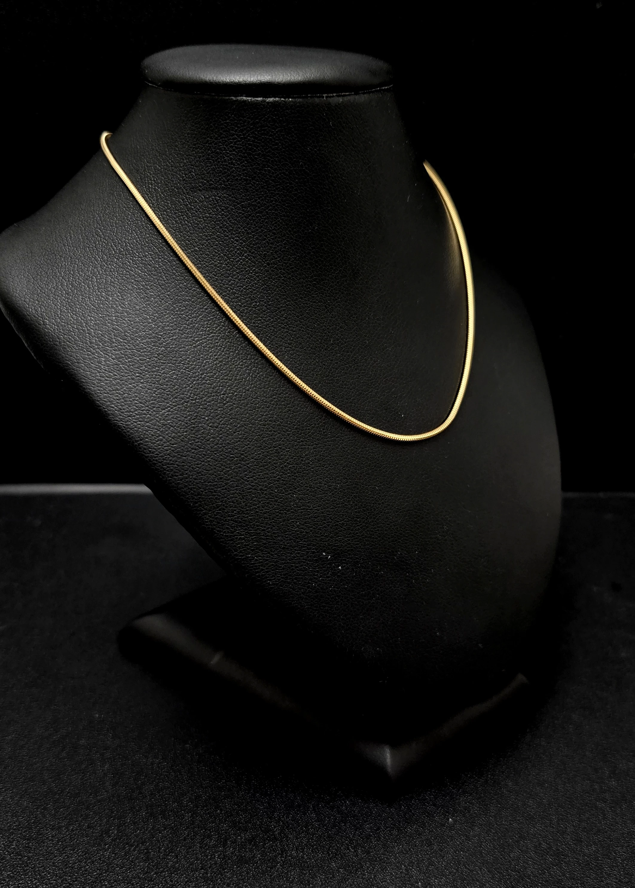 piekny-zloty-lancuszekp585329g44cm-ean-gtin-4842648625568